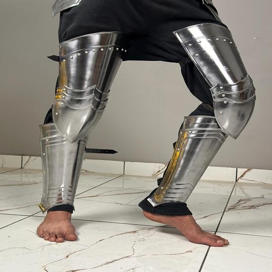 Medieval Knight Armor Leg Set German Gothic 18g Mild Steel Leg Set LARP Cosplay Halloween Costume Leg Set Best Gift