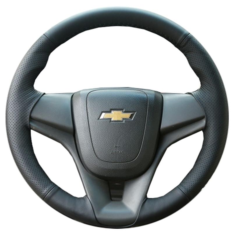 Schwarze Handgenähte Lenkradabdeckung aus Kunstleder für Chevrolet Aveo Orlando Holden Cruze Ravon R4 Cruze 2009-2014