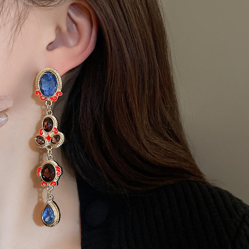 GemChic Dámský Retro Perlový Visací Křišťálový Náhrdelník na Klíční Kost Náušnice Dvou dílná Sada Nádherné Šperky Dárek k Narozeninám Vánocům