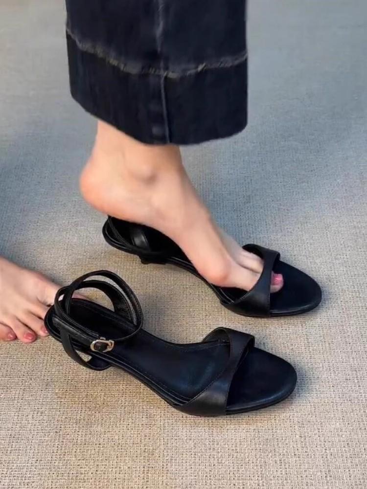 Sheepskin version~ French minimalist style one-word sandals women's summer new versatile cat and one-word buckle Roman shoes