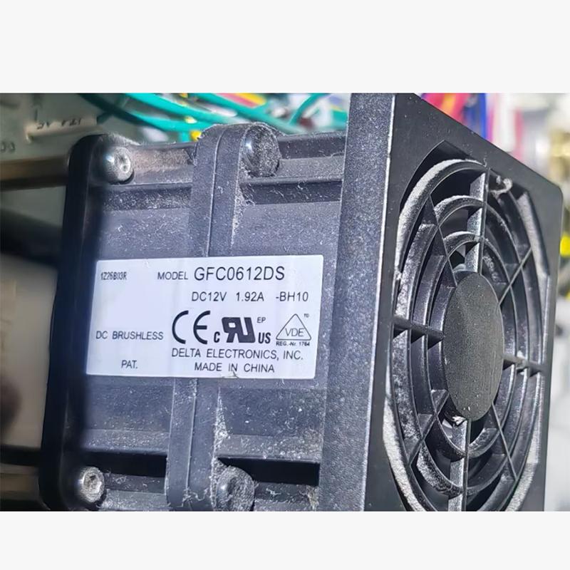 

Zhuyue 6056 Dual Motor 6CM High-Pressure Fan CN plug (adapter included)