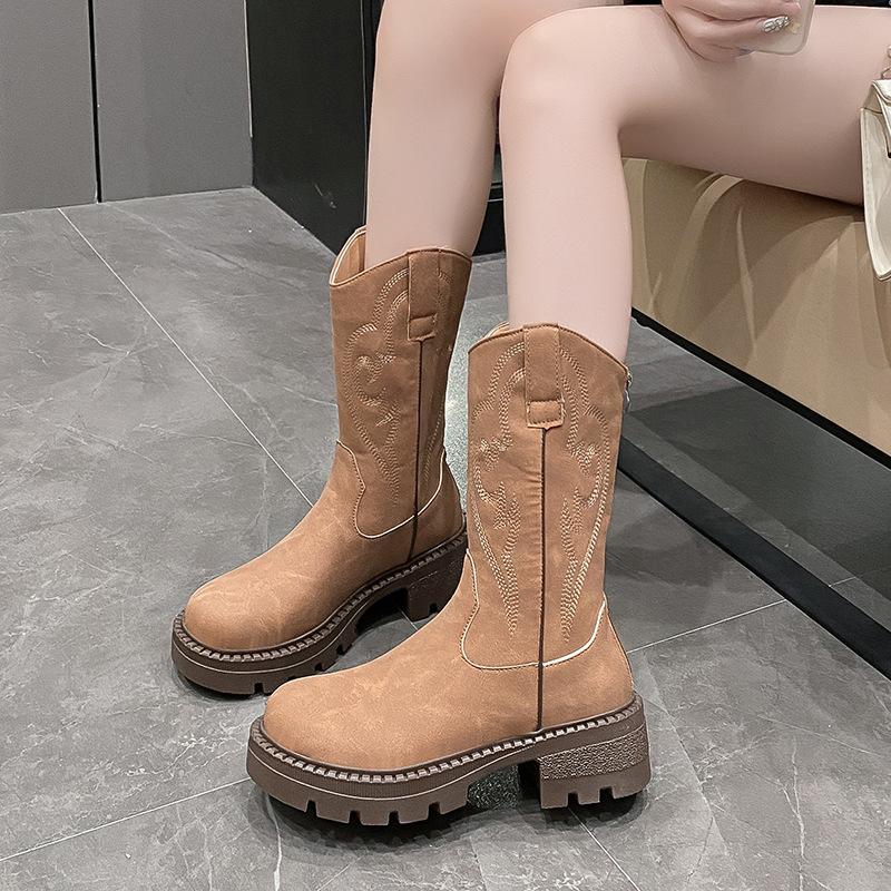 2025 Autumn and Winter European and American Style Retro Embroidery Totem Western Boots Thick Medium Heel Round Head Thick Sole Medium Tube Boots Chil