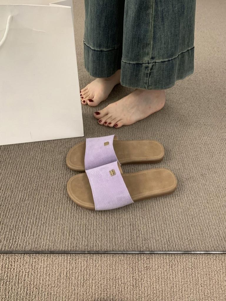 Frosted One-word with Casual Flat-bottomed Slippers for Women's Summer Wear 2025 New Dopamine Beach Cool Slippers