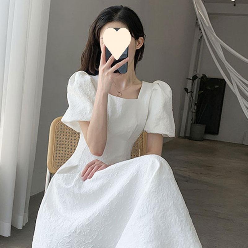2024 Summer Chic: French-Inspired White Jacquard Dress with Square Collar