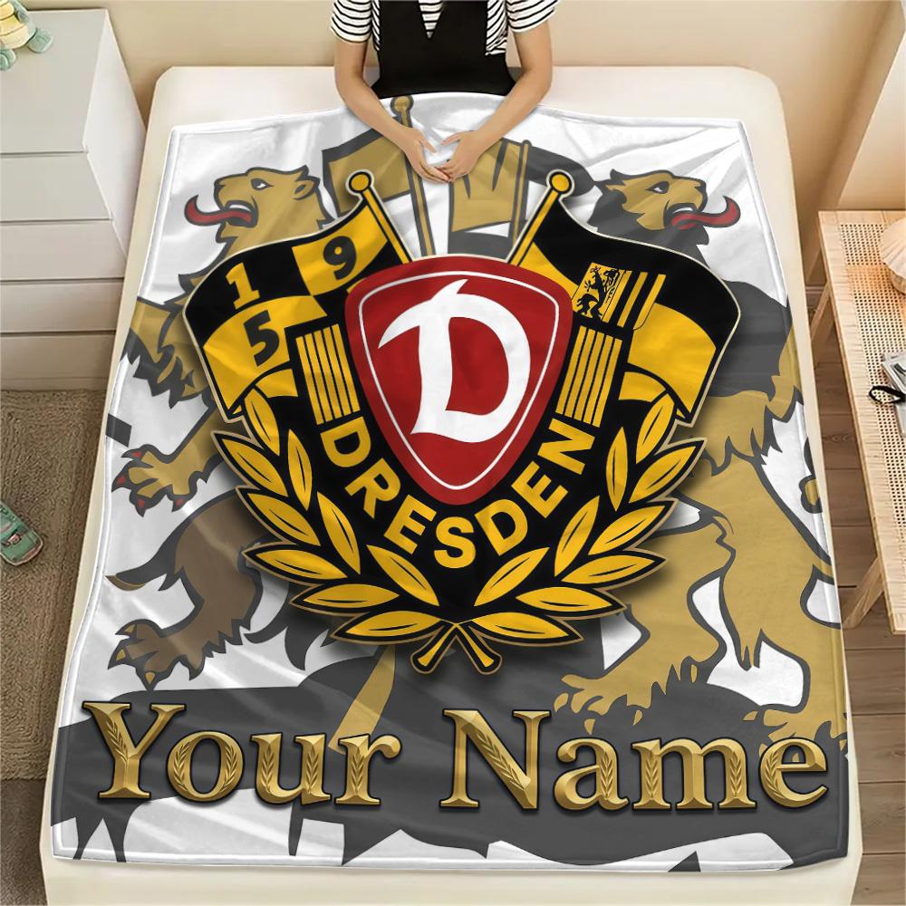 1 Stück Personalisierte Namensdecke mit SG Dynamo Dresden Muster aus Flanell, geeignet für alle Jahreszeiten, für Heimdekoration, Wärme und Komfort, Geschenke, Weihnachtsgeschenk -HE198 80cm x 120cm yellow