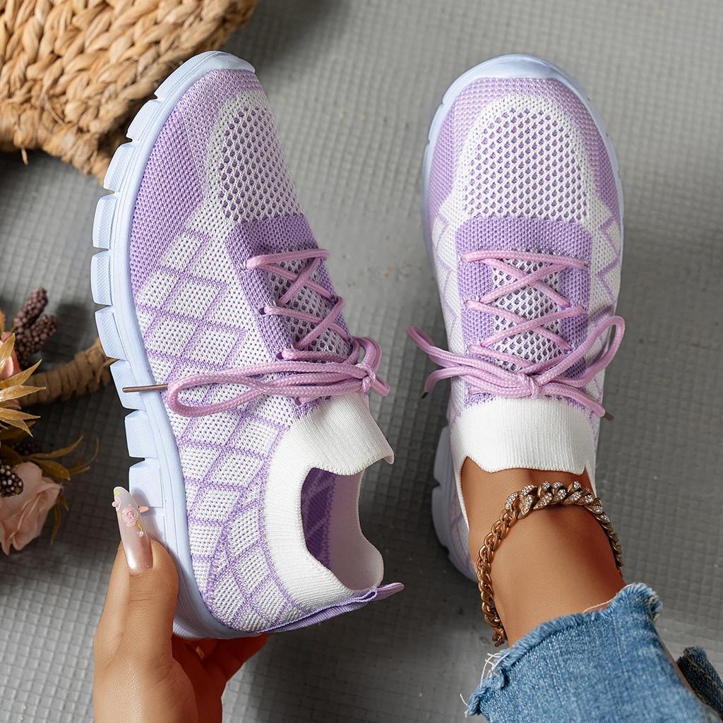 Fashion Women's Fashion Strip Plaid Knitted Sneakers Soft Sole Breathable Mesh Running Shoes for Women Lightweight Slip On Tennis Shoes