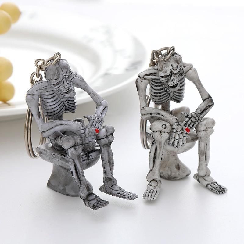 1/3/5Pcs Personalized Skeleton Sitting On Toilet Retro Car Key Pendant Punk Toilet Ghost Creative Keychain Spoof Gift Accessory