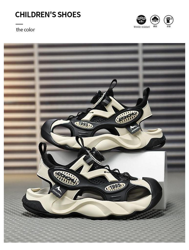 Boys' Sporty Closed-Toe Sandals: Soft Sole Beach Shoes for Big Kids Summer 2024