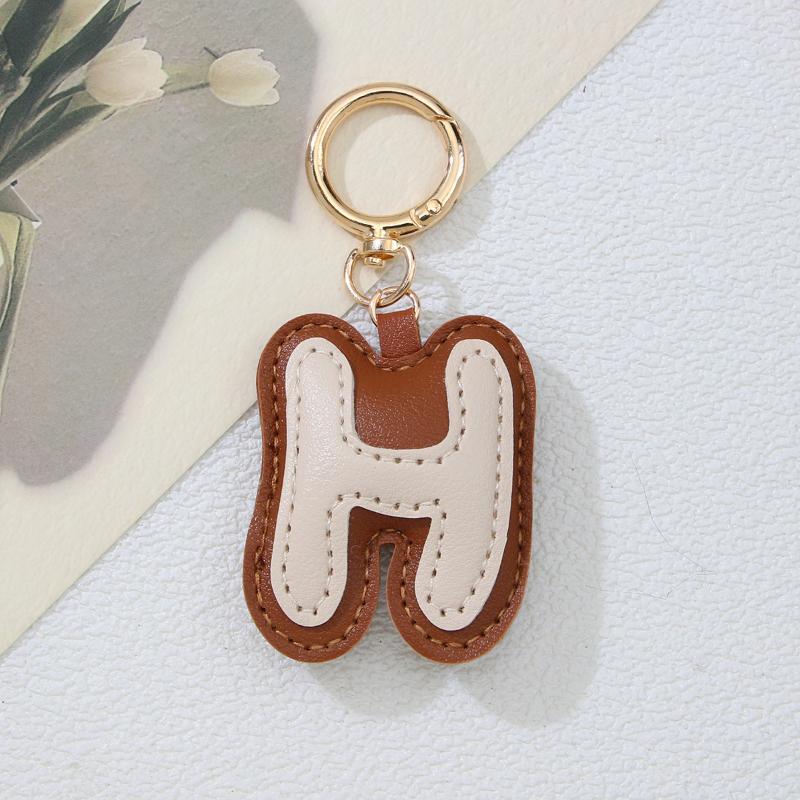 PU-Leder Bonbonfarbe A bis Z Initialen Schlüsselanhänger für Damen Einfach Mode Rucksack Telefonanhänger Autoschlüsselanhänger Schmuck Geschenke