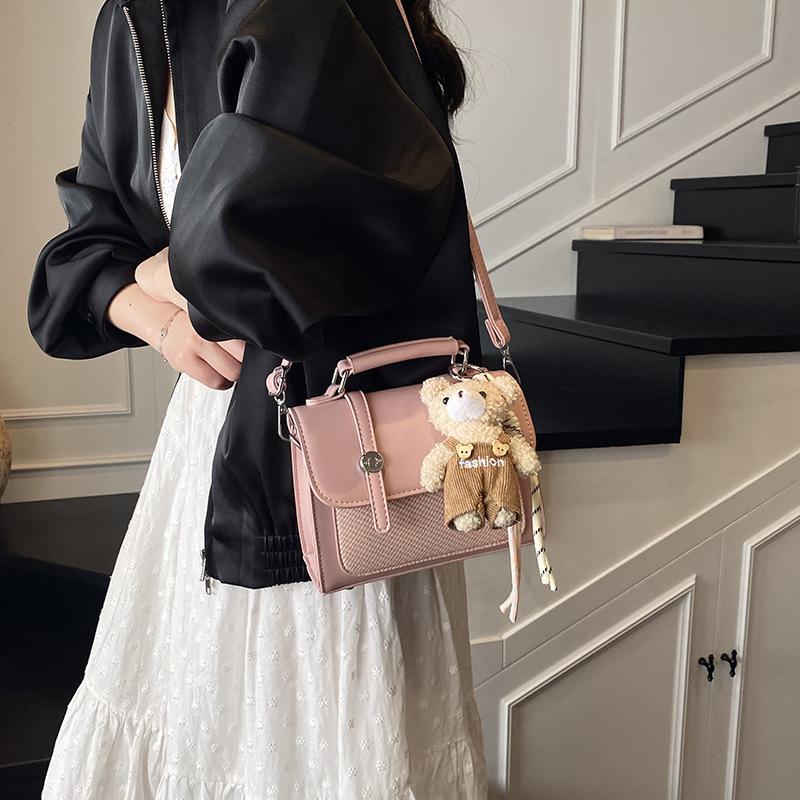 Casual Handbag Women's New Commuter Shoulder Messenger Bag