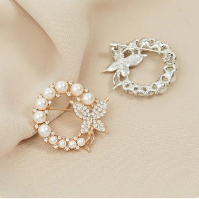 Trend Wreath Butterfly Brooch Elegant Rhinestone Circle Brooches Circle Butterfly Brooch  Jewelry