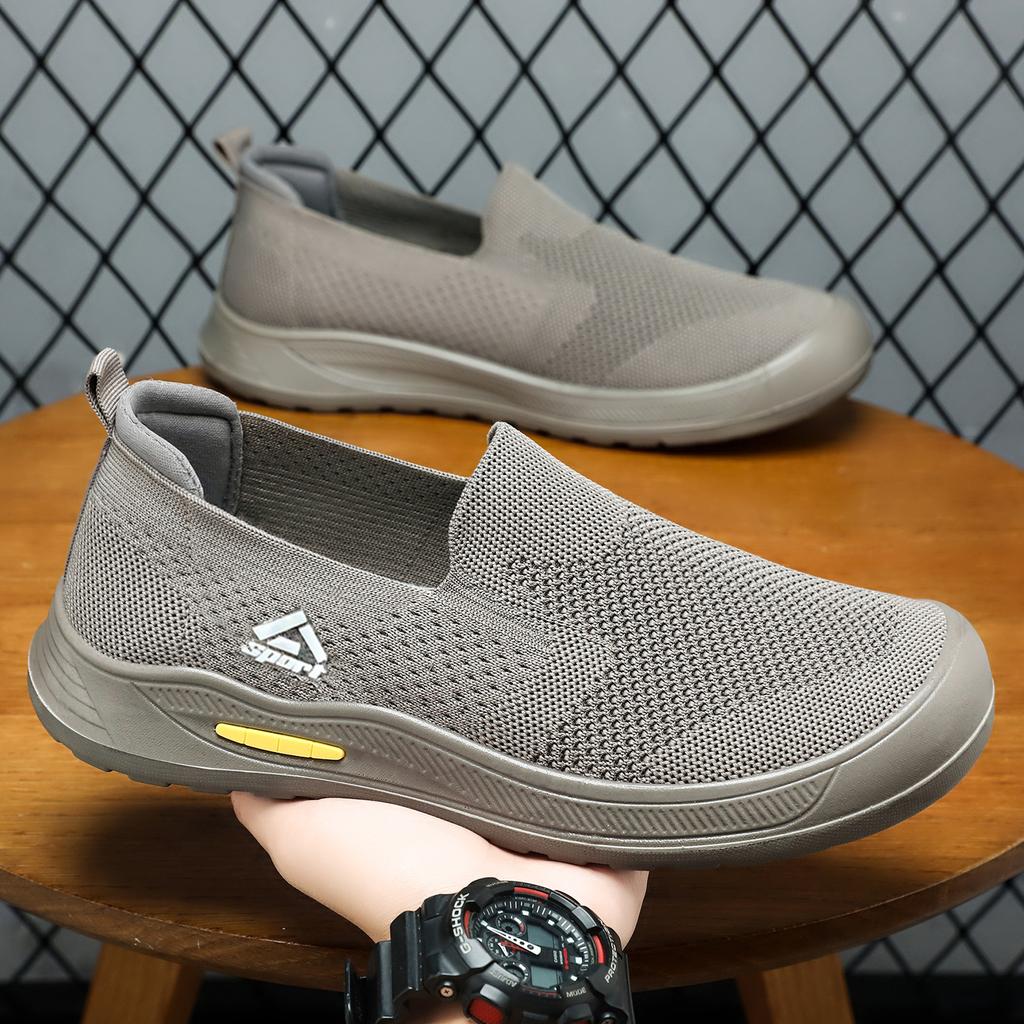 Men’s Casual Breathable Mesh Slip‑On Shoes Lightweight Summer Flywoven Loafers for Everyday Walk Outdoor Comfort
