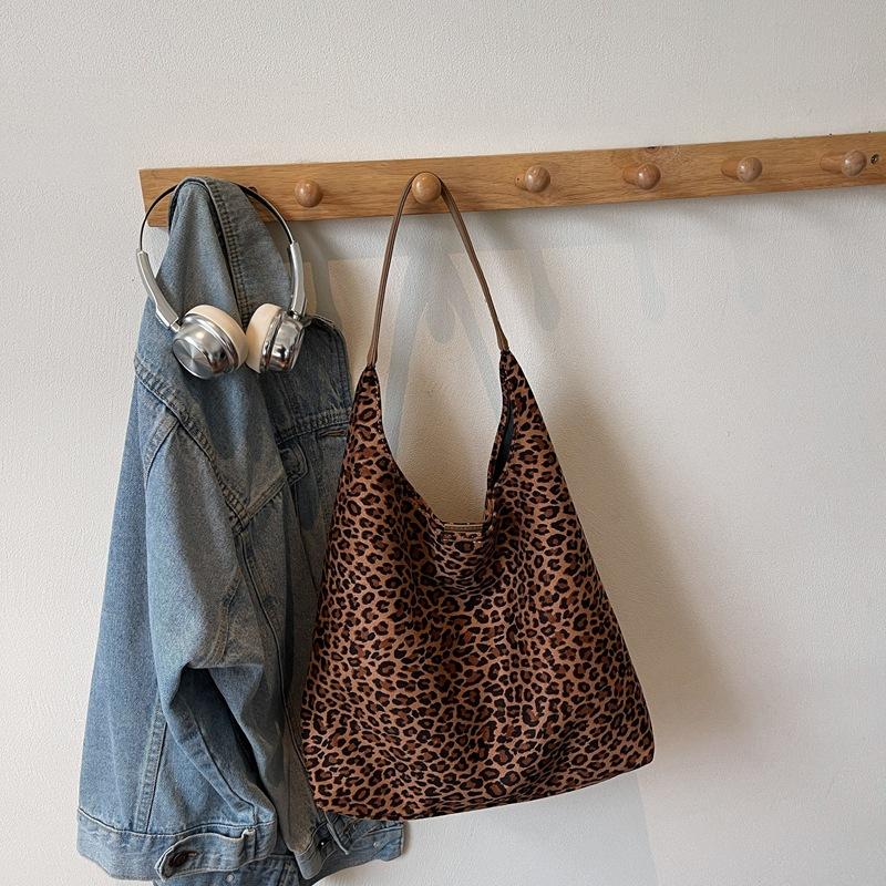 

Сумка большой вместимости женская универсальная новая повседневная на плечо сумка для мамы и ребенка сумка-тоут для поездок на работу