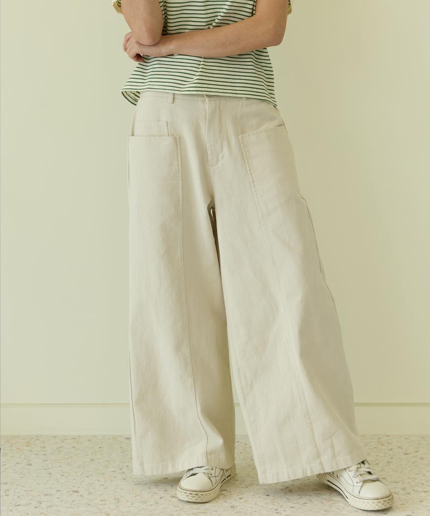 PAIGEFLYNN Pocket Cutout Straight Pants_S6Apt001C