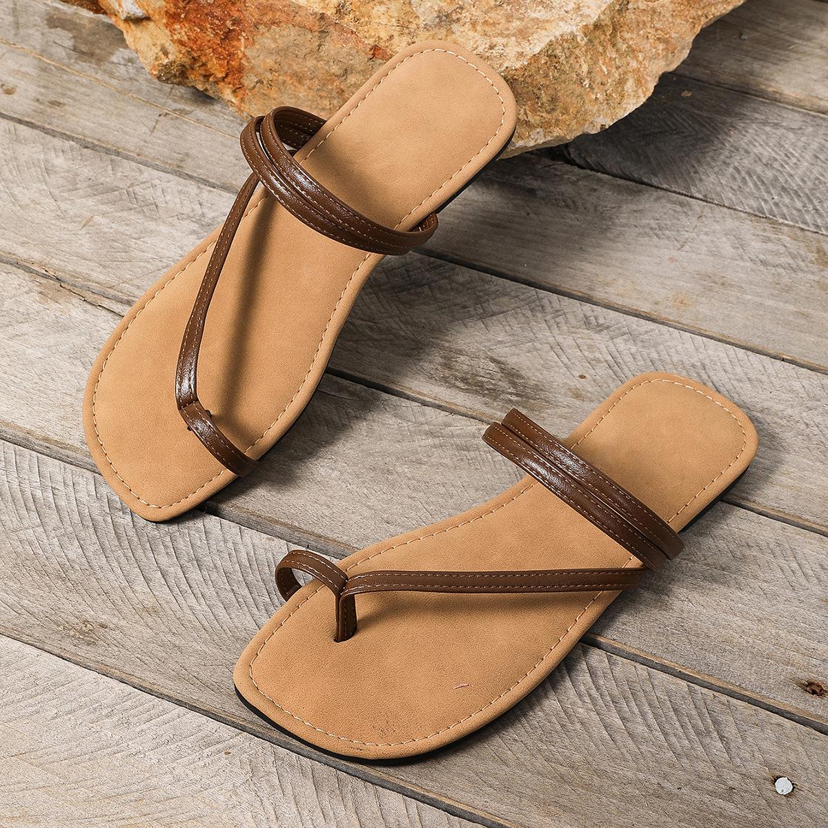 

French fairy style square head thin strap flat bottom cool slippers 2025 new summer casual comfortable toe slippers 42 коричневий