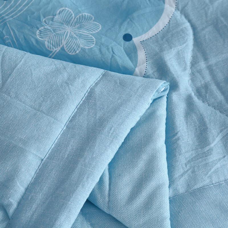 Leichte, waschbare Steppdecke „Purple Rhyme“