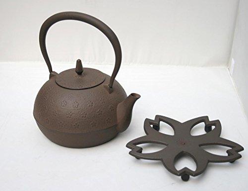 Ikenaga Iron Works Nanbu Ironware Kettle Holder for Iron Kettles, 16.5 X 16.5cm, Cherry Blossom and Brown