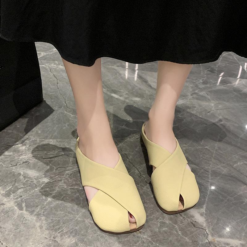 Baotou half slippers women's outer wear 2025 summer new Korean version flat cool slippers lazy fashion muller shoes women