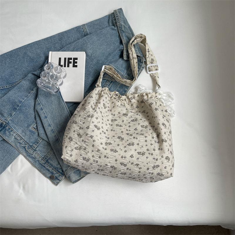 Сумка через плечо Женская большая сумка с цветочным принтом Сумка через плечо чёрный — фото 12