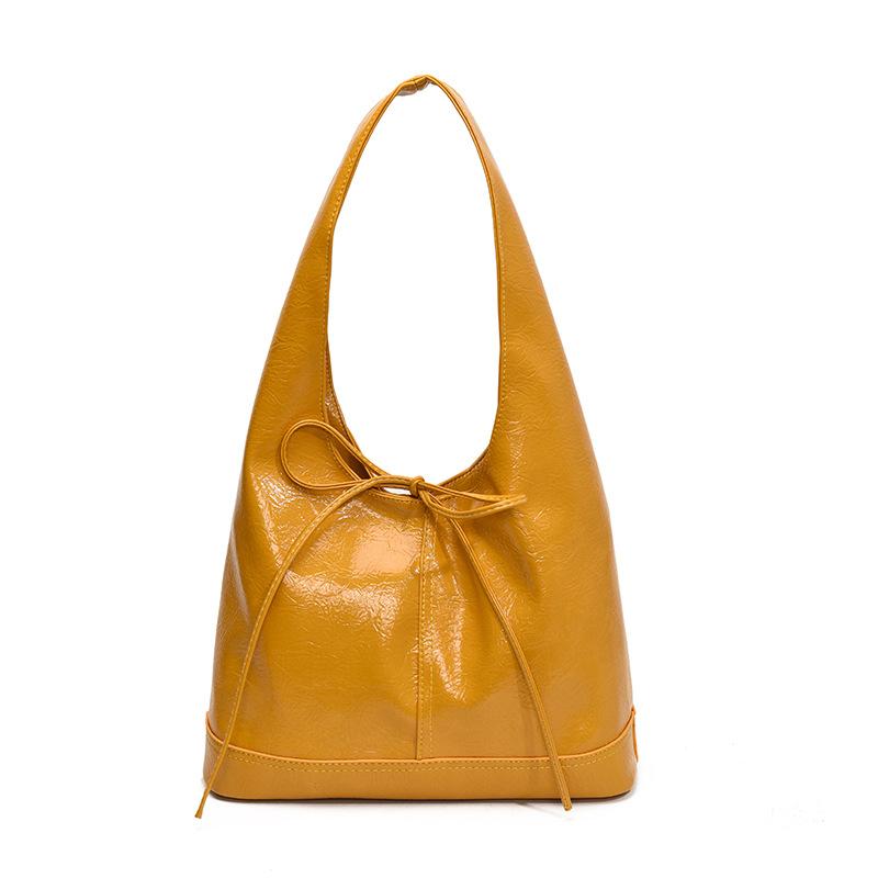 Underarm bag texture large capacity tote bag new spring and autumn tide shoulder bag fashion casual bag