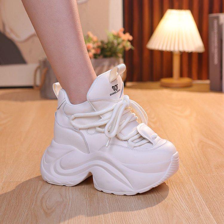 

Женские стильные кроссовки на платформе в стиле «папины кроссовки» - Коллекция Осень 2024, Повседневная кожа на толстой подошве с внутренней танкеткой 39 белый