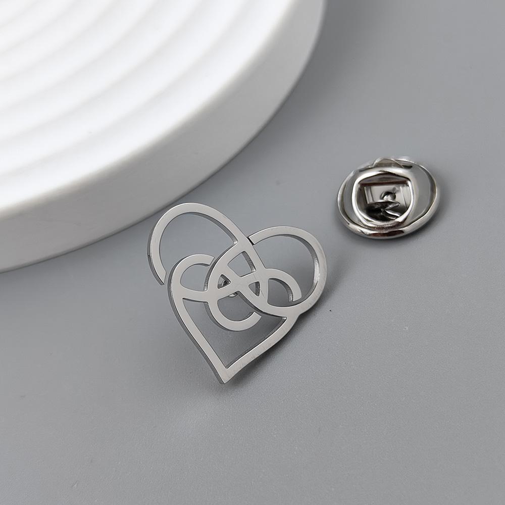 

Heart Celtic knot gold-plated badge, suit lapel pin stainless steel black, women s anti-exposure buttons, men s brooch серебряный