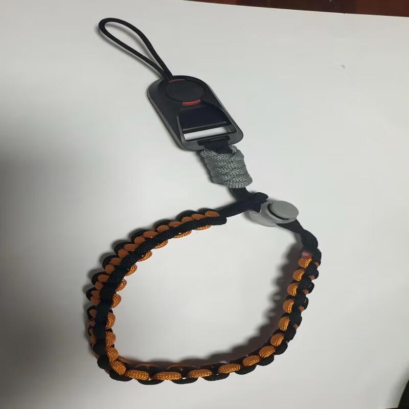 QINXING Quick-Release Braided Camera Wrist Strap