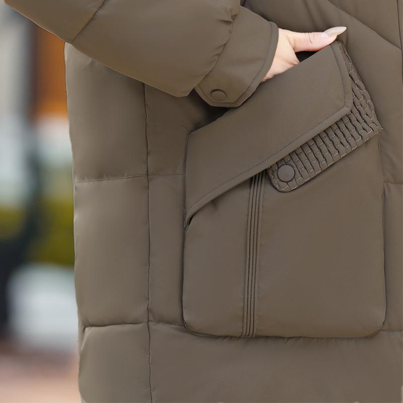 Dámské zimní kabáty středního věku s kapucí ve velkých velikostech svrchní oděvy volné elegantní dlouhé parky tlusté teplé dámské bundy