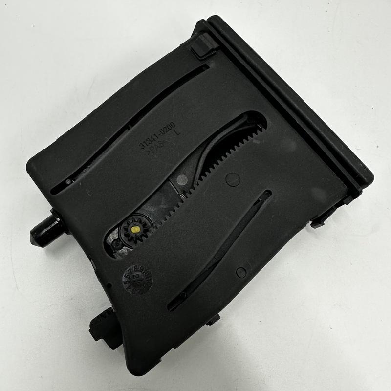 Black Cup Holder Dashboard Cup Holder For VW POLO 9N 2002-2010 6Q0858602G