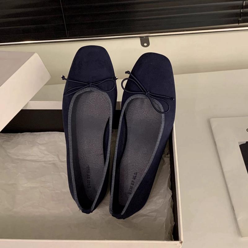 Mode SUOJIALUN Frühling Neue Marke Damen Flats Mode Runde Zehe Flach Slipper Ballerinas Schuhe Weicher Flacher Absatz Outdoor Bootsschuh