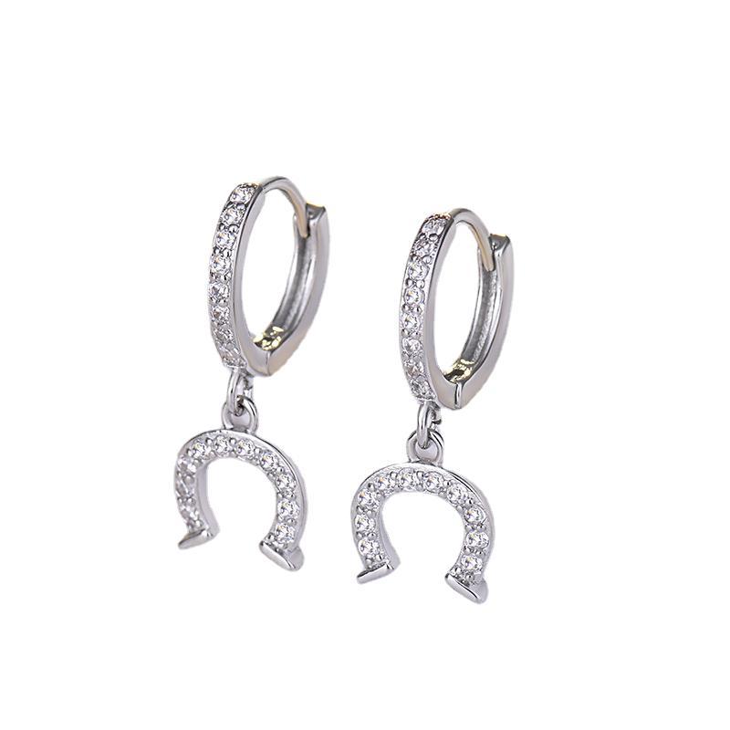 New Rhine-studded Small Horseshoe Buckle Round Ear Rings for Women, Trendy French Style Small Commuter Earrings 2026