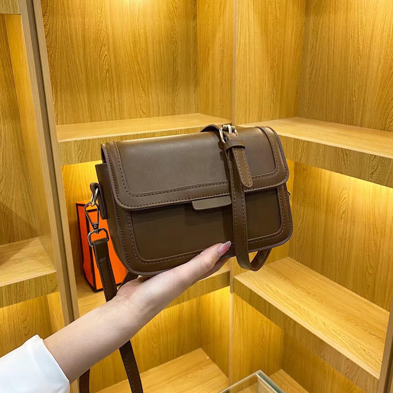 

Популярные сумки женские модные сумки через плечо сумка-мессенджер текстура ниша маленькая квадратная сумка темно-коричневого