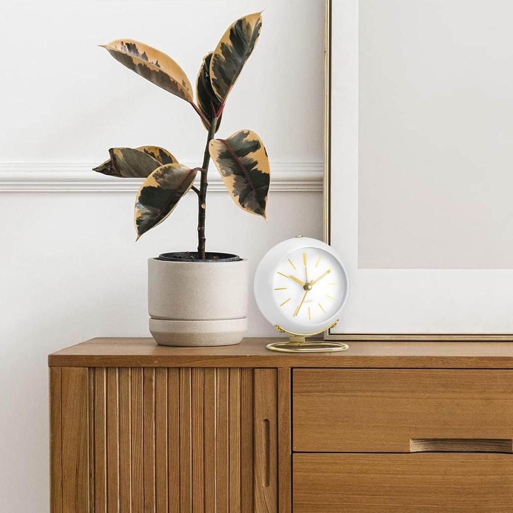 4-Zoll-Analogwecker, kleine Retro-Tischuhr, leise, kein Ticken, Nachttischuhr mit Nachtlicht