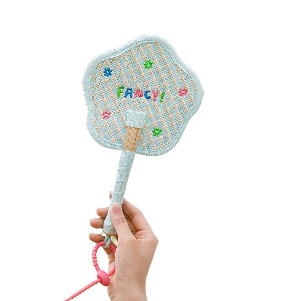 

Handheld Manual Straw Hand Fans Flower Shape Cute Woven Fan Hand Cranked Fan Chinese Style синий