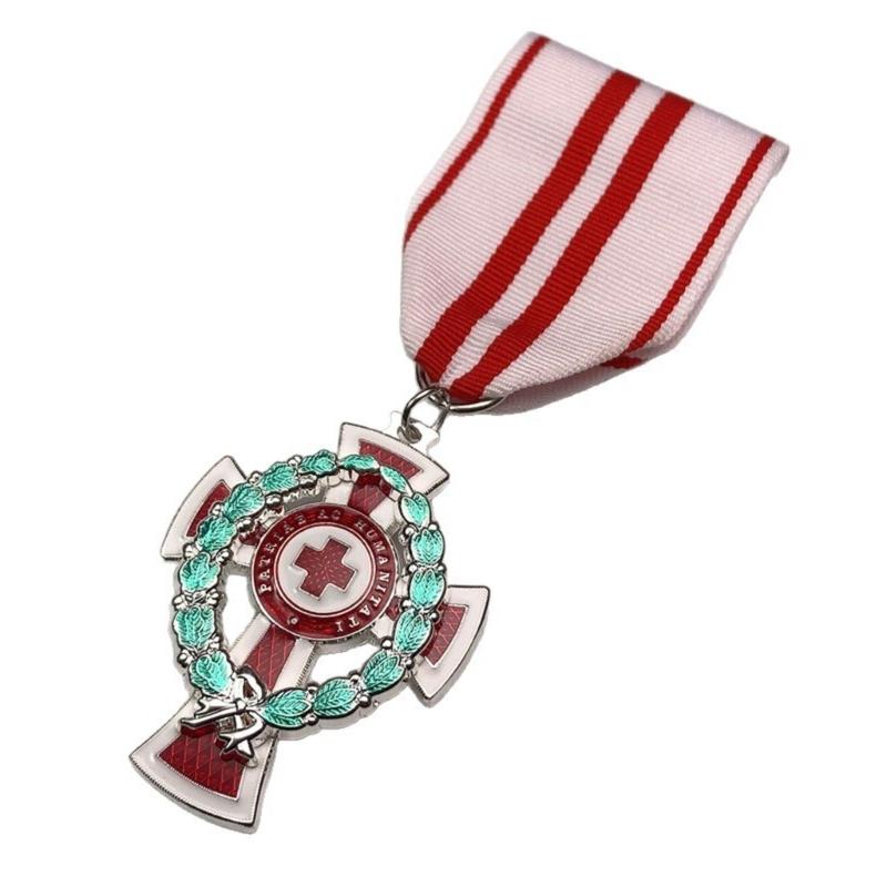 

Австро-Венгерские медали Красного Креста Петличный значок Военные медали Броши, Значок для костюма Аксессуары для одежды Ювелирные изделия Унисекс 1