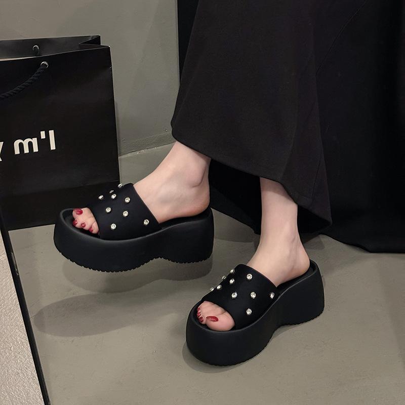 Summer new temperament rhinestone square head open-toed thick-soled cool slippers women wear height-increasing casual shoes