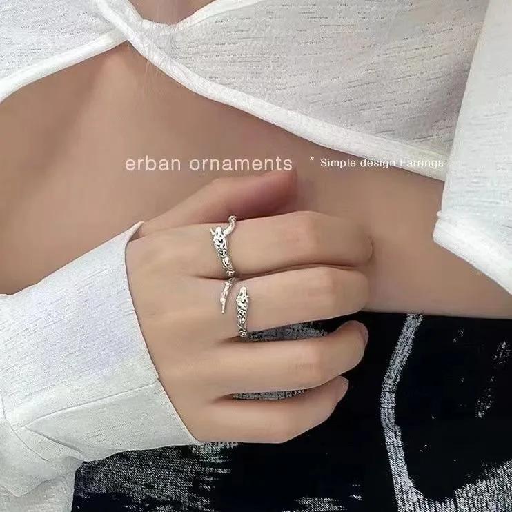 Fashion Winding Snake Rings Women Men Punk Hip Hop Minimalist Charm Minimalist Open Adjustable Silver Color Ring Daily Jewelry