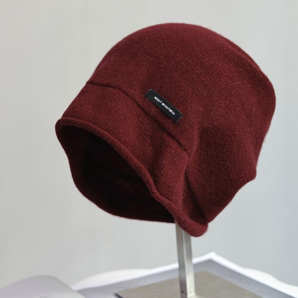 Laid-back Style Soft Knitted Pile Hat with English Logo  Fashionable and Casual Cold Hat for Autumn and Winter