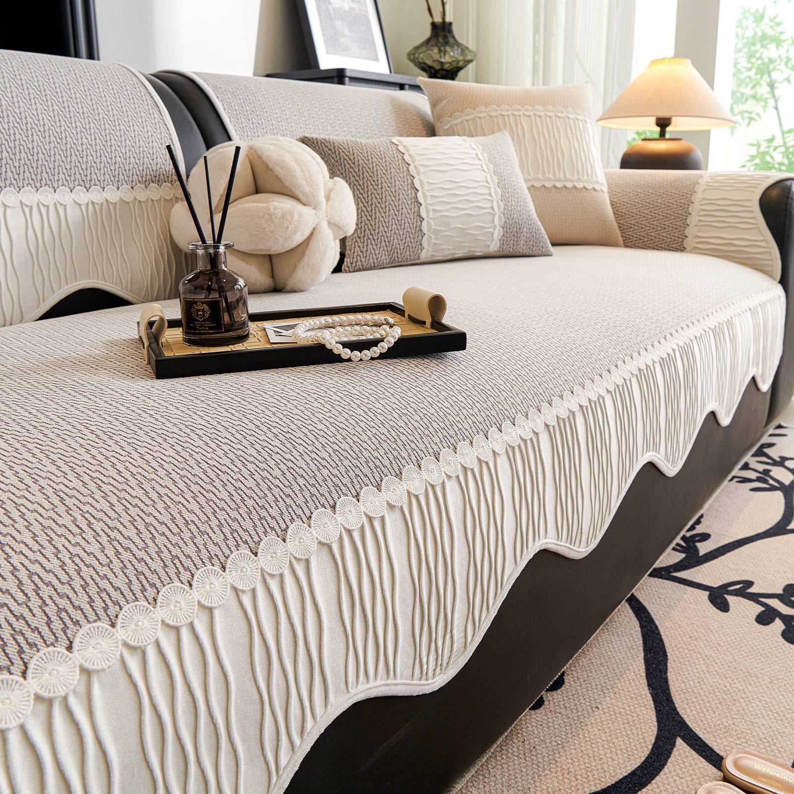 

Современная Простая и Высококлассная Подушка для Дивана Новая Универсальная Ткань для Чехла на Диван на Четыре Сезона Цельная Кожаная Подушка для Сиденья Дивана 70*70cm