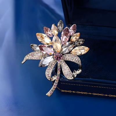 Spilla Bouquet di Lusso, Elegante e Imponente, Spilla Fiore di Cristallo, Raffinata Spilla Accessorio per Abito