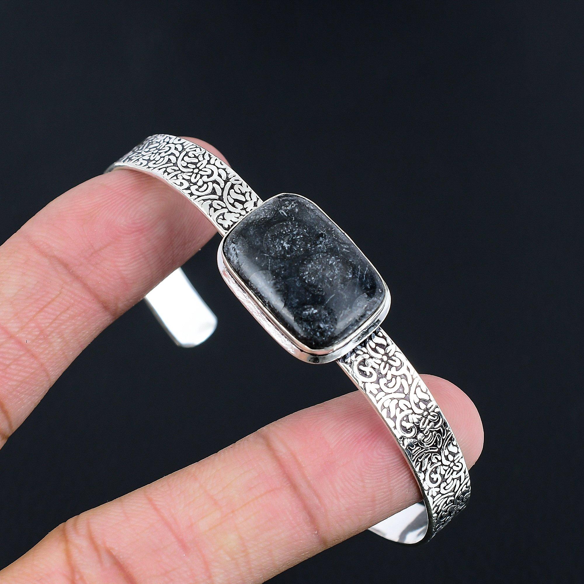 

Натуральный ископаемый коралл, драгоценный камень, браслет-манжета, черный, регулируемый, серебро 925 пробы Adjustable