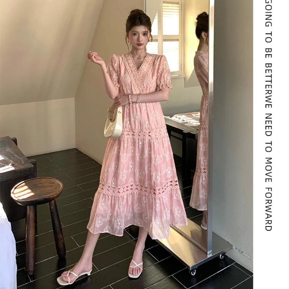 New Summer Fashionable Floral Embroidered Patchwork V-Neck Short-Sleeve Fitted Slimming Midi Dress Women's Holiday Vestidos