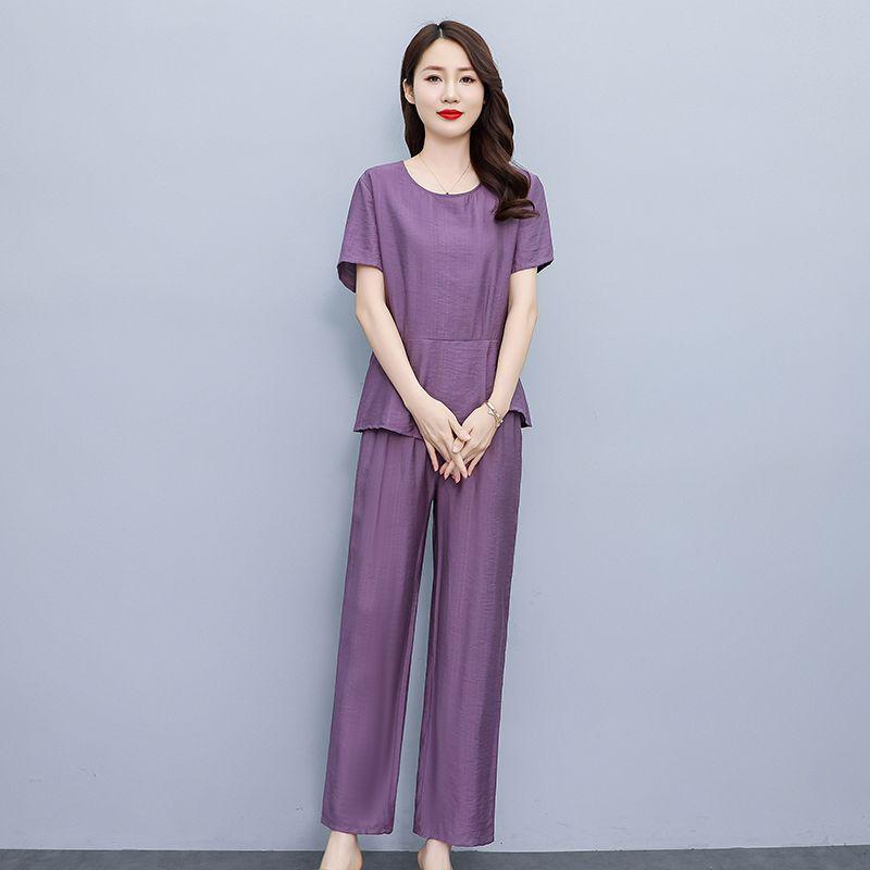 Plus Size Cotton Silk Two-Piece Set: Stylish Casual Short Sleeve Top & Wide-Leg Pants for Moms - Summer Elegance