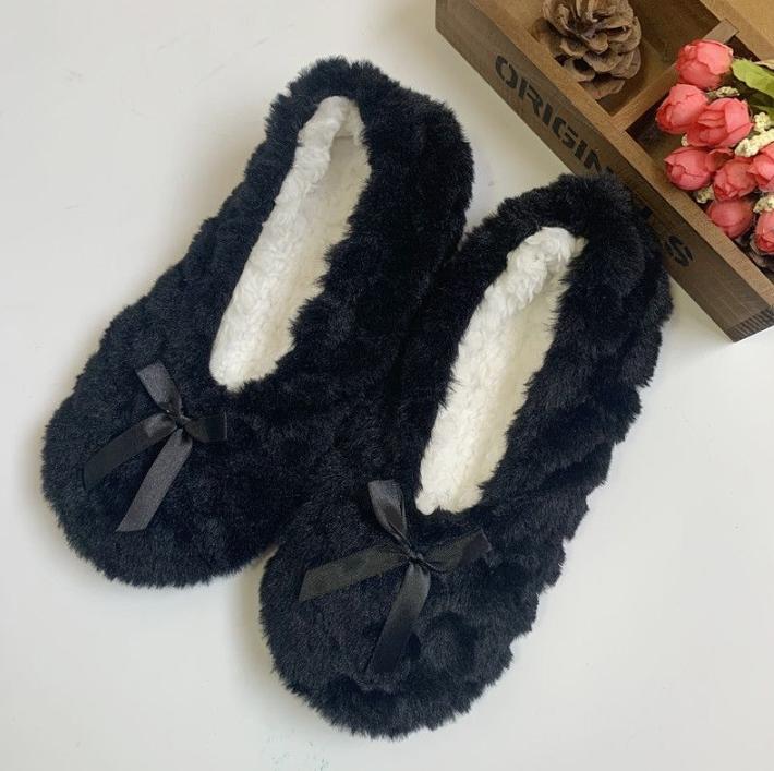 Innendørs koselige, pustende varme tøfler, myk fuskepels myk såle barfotfølelse, sklisikre plysjfôrede gulvsko