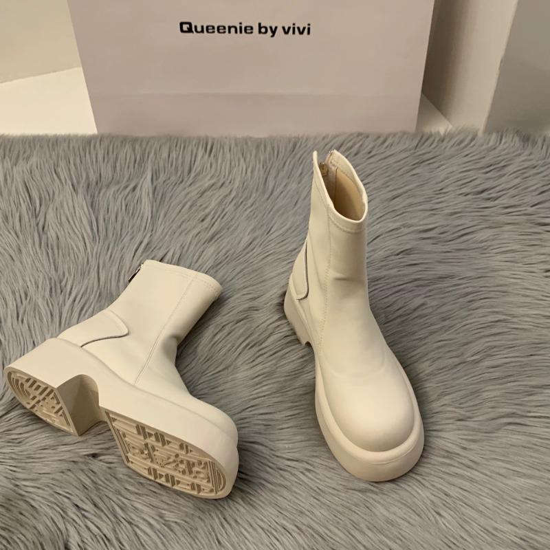 Thick-soled thin white Martin boots women's shoes autumn and winter high-end short boots small naked boots