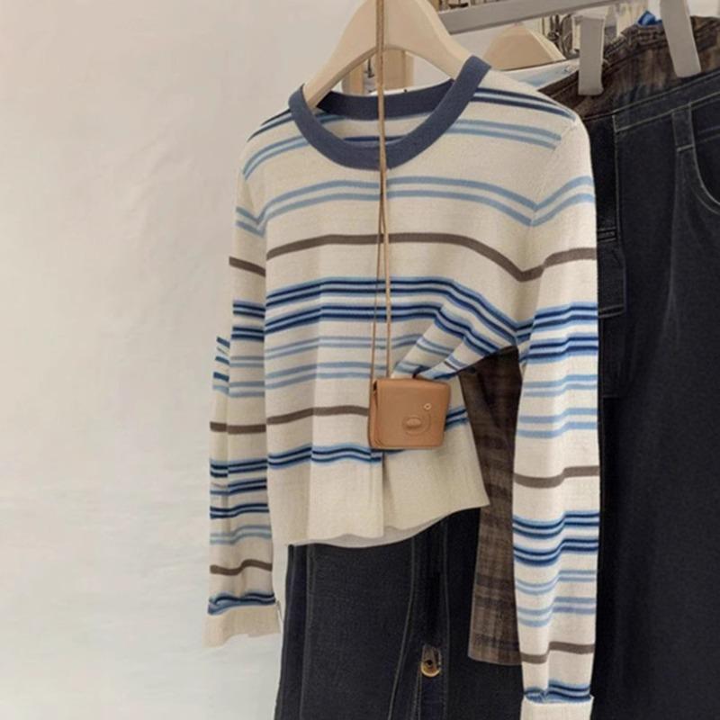 Early autumn new inner bottoming shirt unique beautiful and thin small top contrasting stripes long-sleeved t-shirt women
