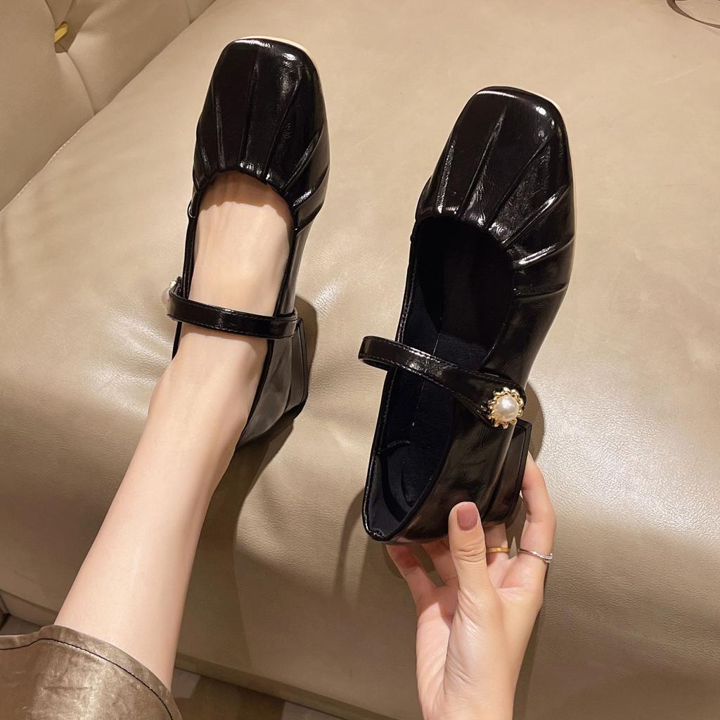 Large size women's shoes 41-43 wide fat feet small fragrant silver Mary Jane shoes summer retro square head with skirt single shoes