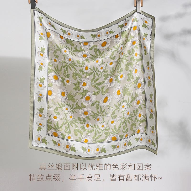 2025 Spring New Clear Green Printed Silk Scarf Women s 100% Mulberry Silk Square Scarf Women s Day Gift 60-80cm