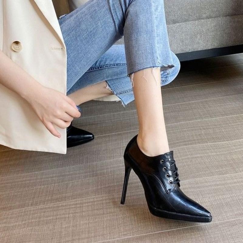 2025 New Design High Heels Pointed Toe Thin Heel Waterproof Platform High Grade Shoes Night Club Super Popular Slim Ankle Boots