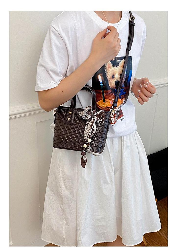 Women's Woven Texture Bucket Bag - 2026 Single Shoulder Cross-Body Handbag with Trendy Design